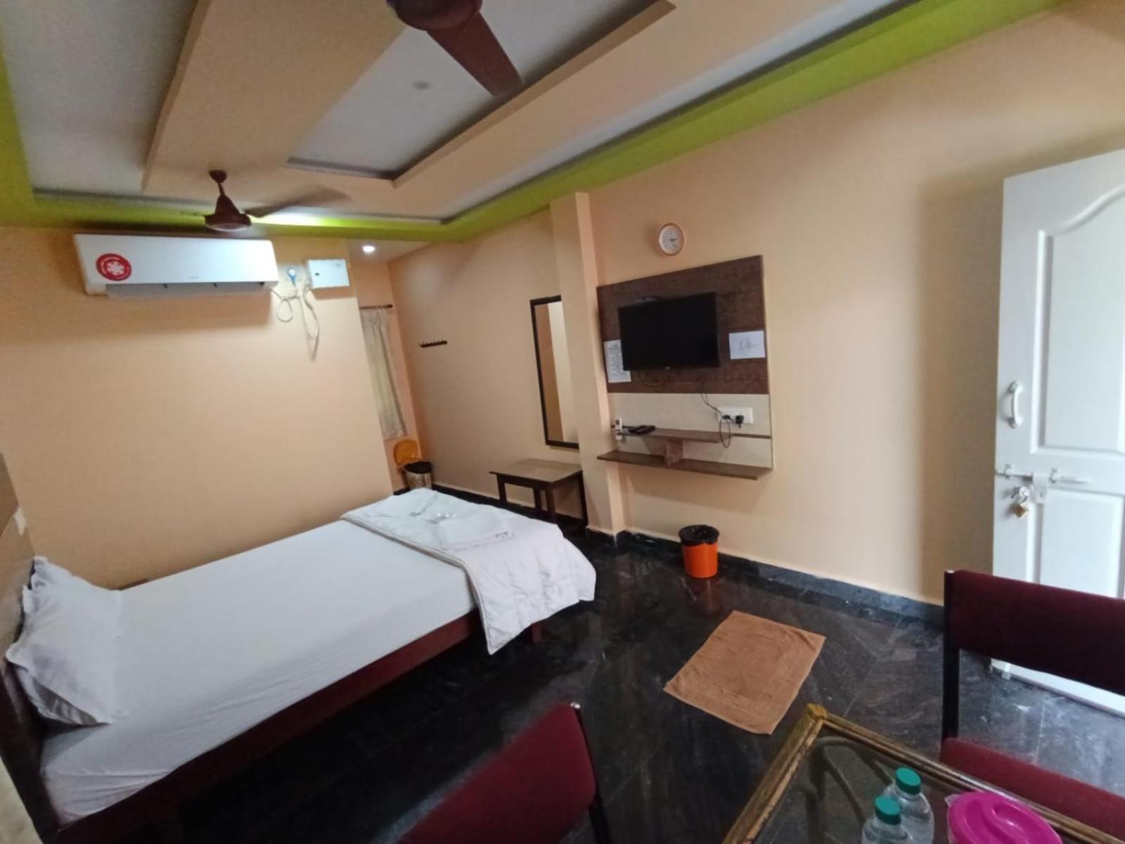 Sri Murugan Beach Paradise Hotel Mahábalípuram Exteriér fotografie