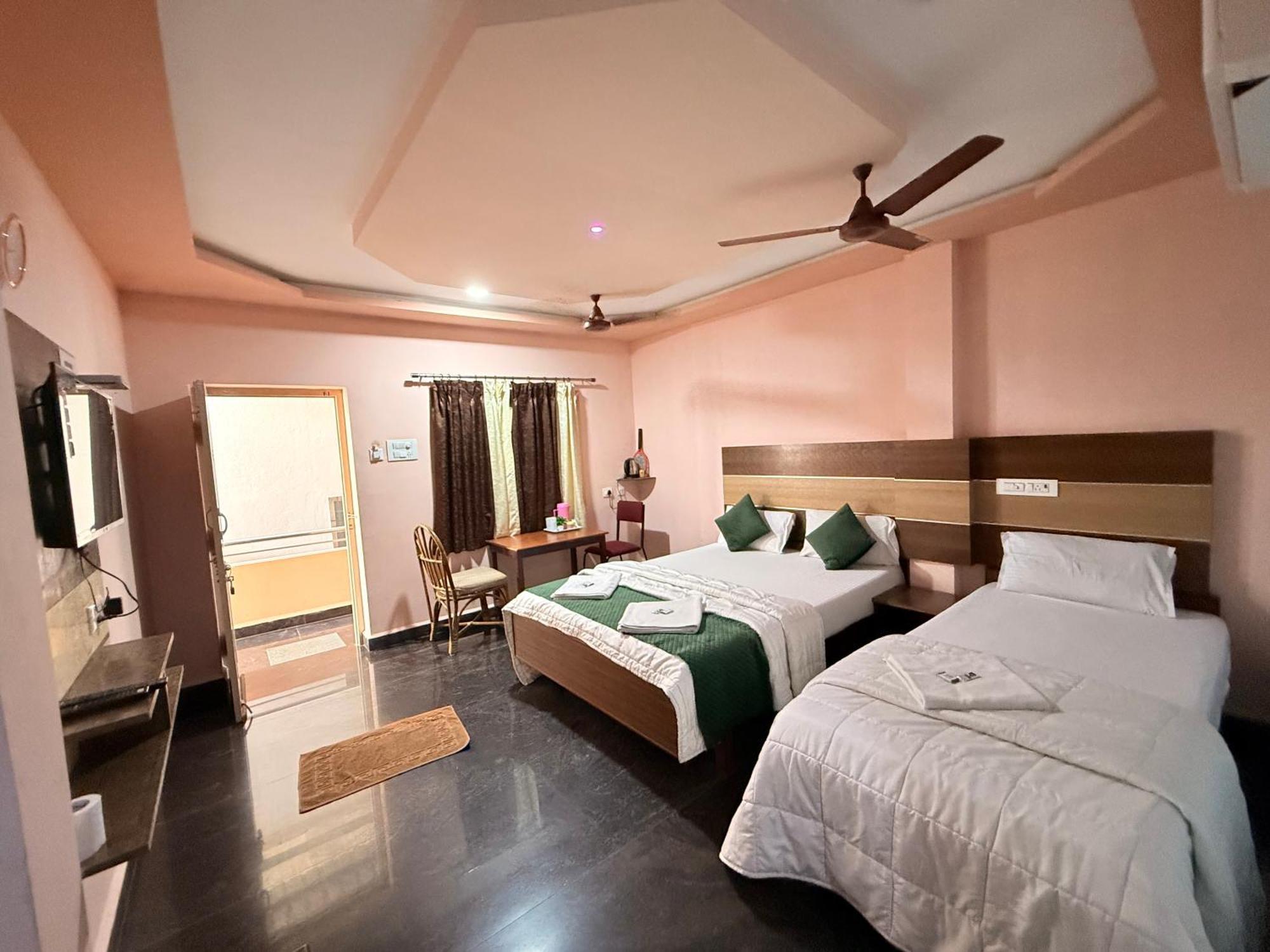Sri Murugan Beach Paradise Hotel Mahábalípuram Exteriér fotografie